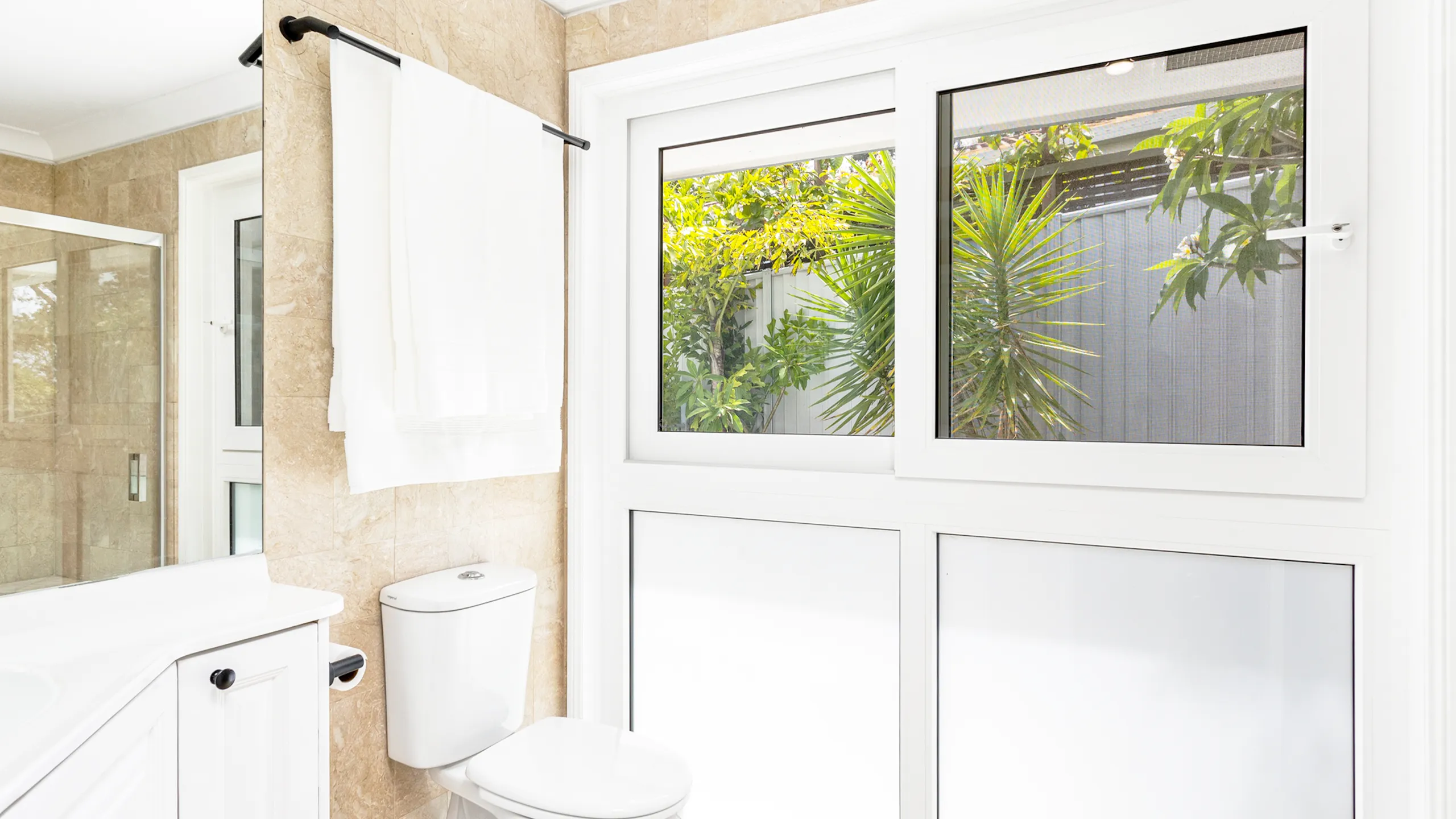 Welcome to Double Glazing Masters – Quality Double Glazed Windows & Doors Across Australia